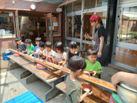 写真：流しそうめん